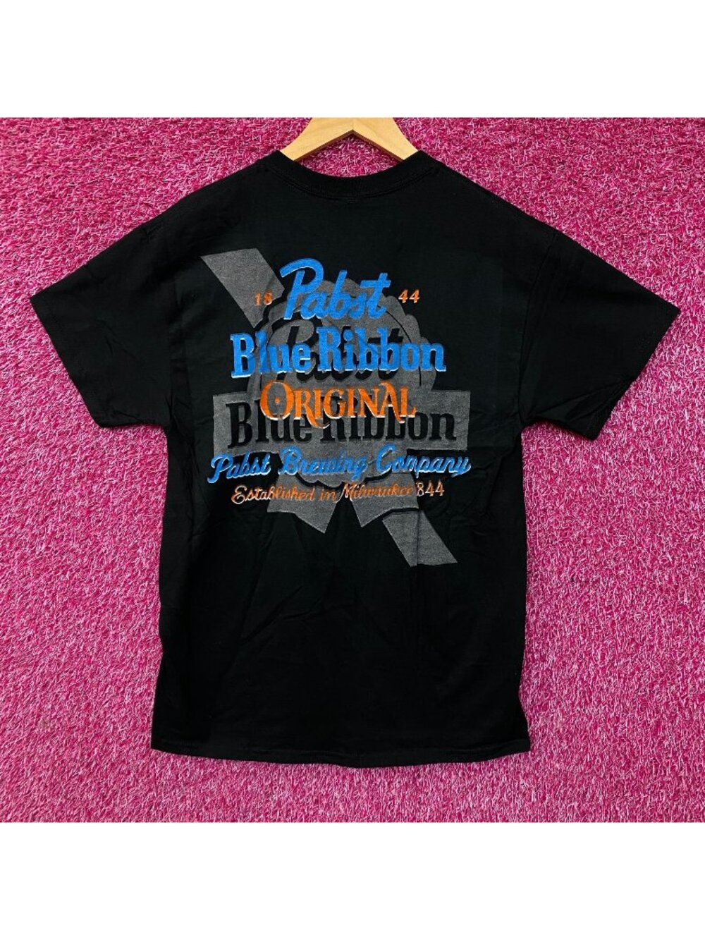 Pabst Blue Ribbon Graphic Original Flea Market T-Shirt Medium